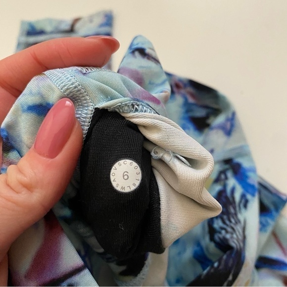 Lululemon wonder under exposure multi size 6 - Picture 5 of 8